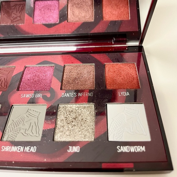 Melt Cosmetics x Beetlejuice Waiting Room Palette - Picture 7 of 11
